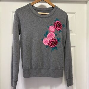 Hollister Gray Pullover with Pink Embroidery Flowers Roses Vintage Trendy sz Xs